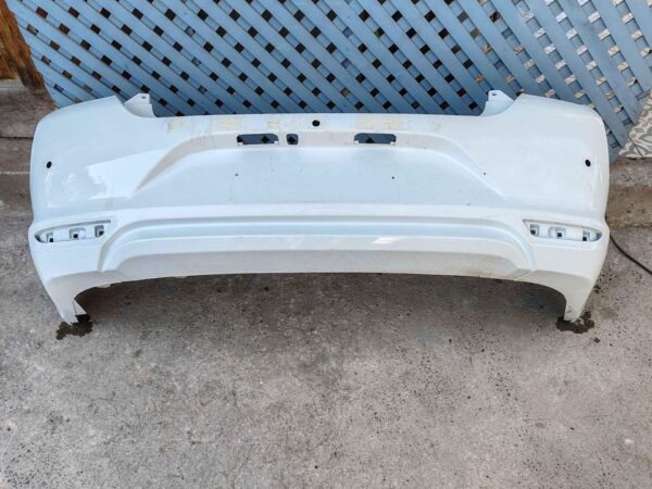 Parachoque trasero Hyundai Verna 2020 - 2024