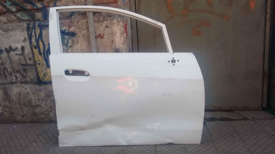 Puerta derecha Chevrolet Sail 2011 - 2016