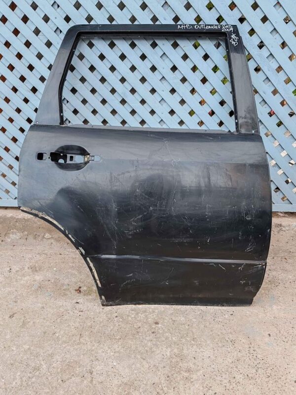 Puerta trasera Mitsubishi Outlander 2003 - 2009