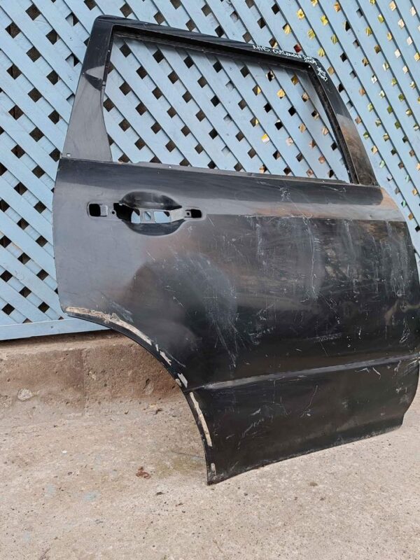 Puerta trasera Mitsubishi Outlander 2003 - 2009 - Imagen 4