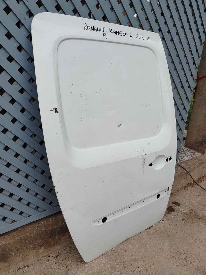 Puerta trasera derecha Renault kango 2013 - 2019 - Imagen 2
