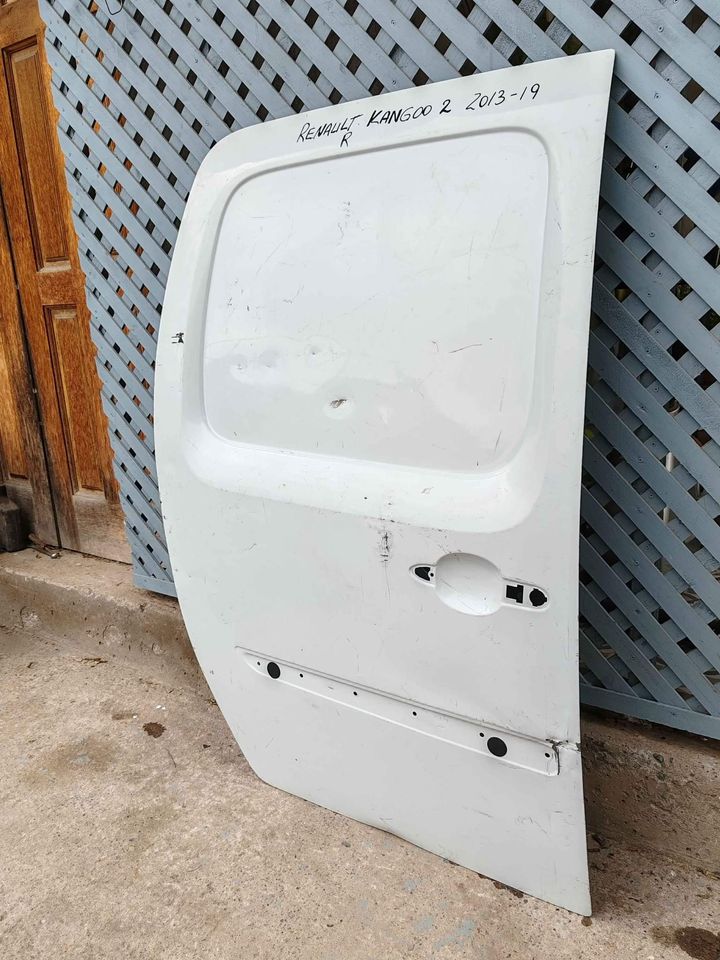 Puerta trasera derecha Renault kango 2013 - 2019 - Imagen 3