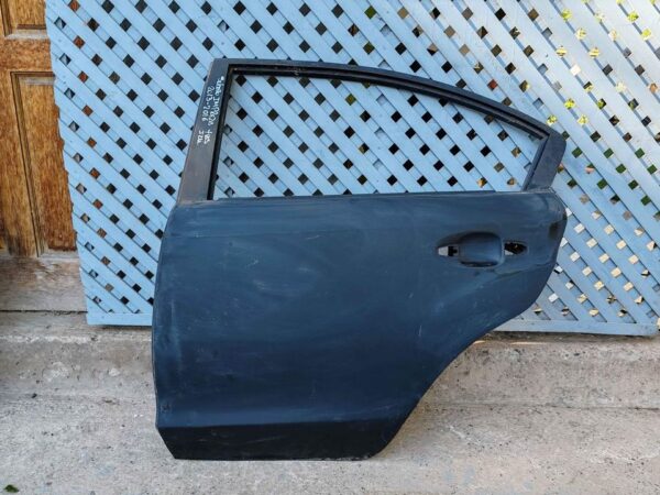Puerta trasera izquierda Subaru Impreza 2013 - 2016