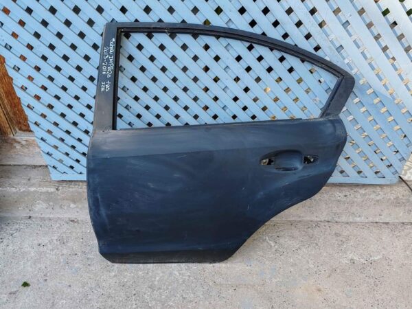 Puerta trasera izquierda Subaru Impreza 2013 - 2016 - Imagen 2