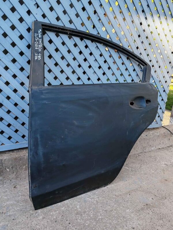 Puerta trasera izquierda Subaru Impreza 2013 - 2016 - Imagen 3