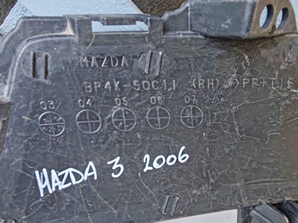 Tapa de neblinero derecho Mazda 3 2003 - 2006 - Imagen 2