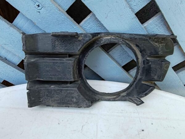 Tapa de neblinero derecho Renault Megane 3 2002 - 2005 - Imagen 3