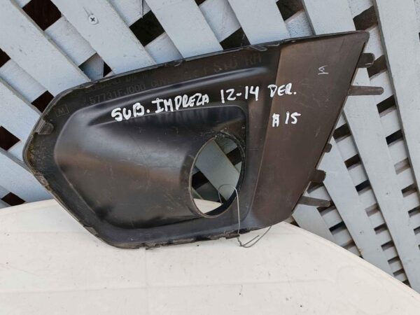 Tapa de neblinero derecho Subaru Impreza 2012 - 2014 - Imagen 3