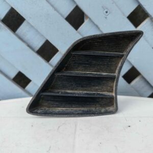 Tapa de neblinero derecho Toyota Hilux 2012 - 2014