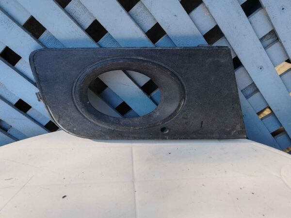 Tapa de neblinero derecho Volkswagen Amarok 2010 - 2016