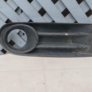 Tapa de neblinero derecho Volkswagen Gol 2009 - 2012.