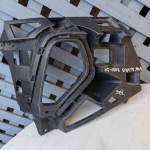 Tapa de neblinero derecho Volkswagen Nivus 2020 - 2024