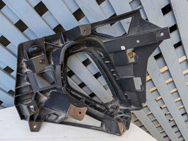 Tapa de neblinero derecho Volkswagen Nivus 2020 - 2024 - Imagen 5