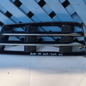 Tapa de neblinero izquierdo Audi A4 2017 - 2019