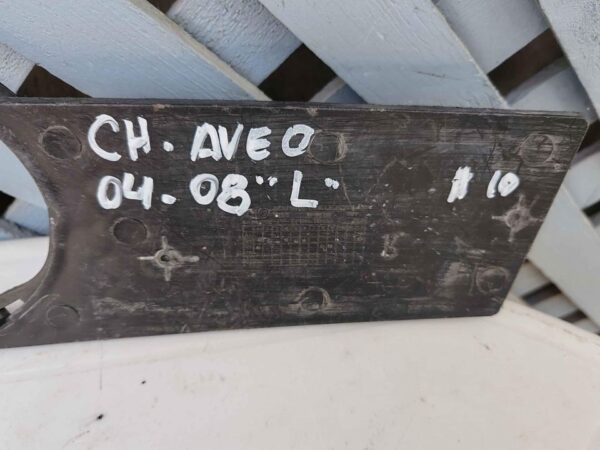 Tapa de neblinero derecho Chevrolet Aveo HB 2009 - 2013 - Imagen 3