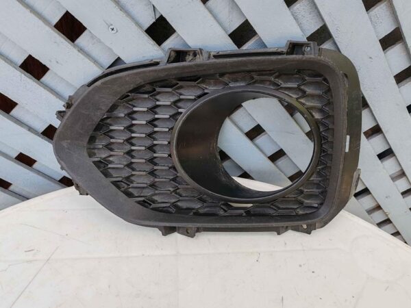 Tapa de neblinero izquierdo Kia Sorento 2009 - 2013