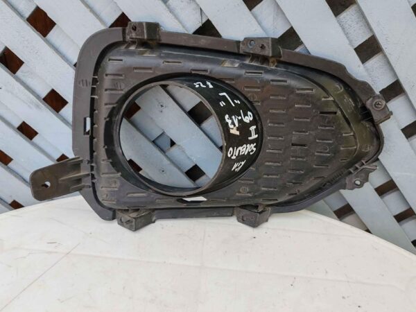 Tapa de neblinero izquierdo Kia Sorento 2009 - 2013 - Imagen 3
