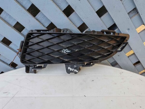 Tapa de neblinero izquierdo Mazda 3 2002 - 2006