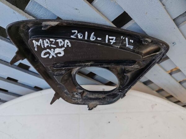 Tapa de neblinero izquierdo Mazda CX5 2016 - 2017 - Imagen 3