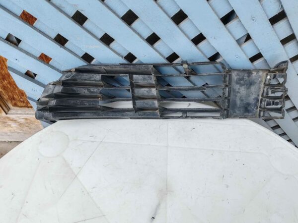 Tapa de neblinero izquierdo Volkswagen Passat 2000 - 2003 - Imagen 4