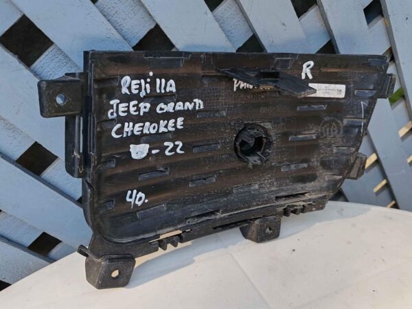 Tapa de rejilla dereceha Jeep Grand Cherokee 2022 - Imagen 2