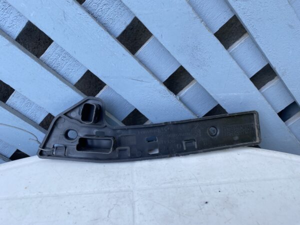 Mensula delantera izquierda Citroen Berlingo 2008 - 2012 - Imagen 3