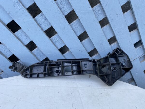 Mensula delantera derecha Toyota Yaris Eco 2003 - 2005 - Imagen 2