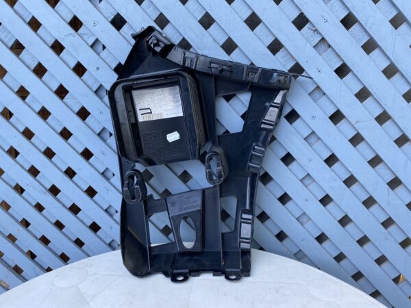 Mensula trasera izquierda BMW F20 / F21 2011 - 2020 - Imagen 2