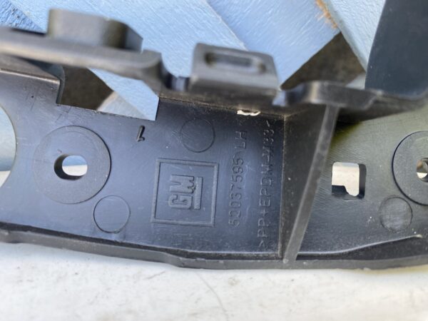 Mensula delantera izquierda Chevrolet S10 2012 - 2017 - Imagen 3