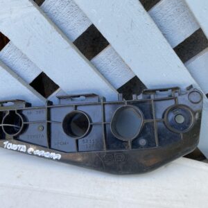 Mensula delantera derecha Toyota Corolla 2009 - 2014
