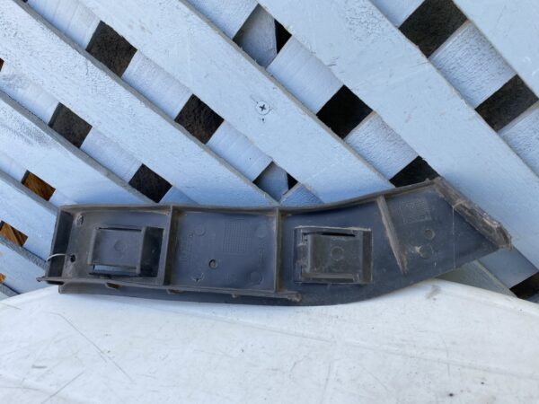 Mensula delantera derecha Volkswagen Polo 2002 - 2005 - Imagen 2