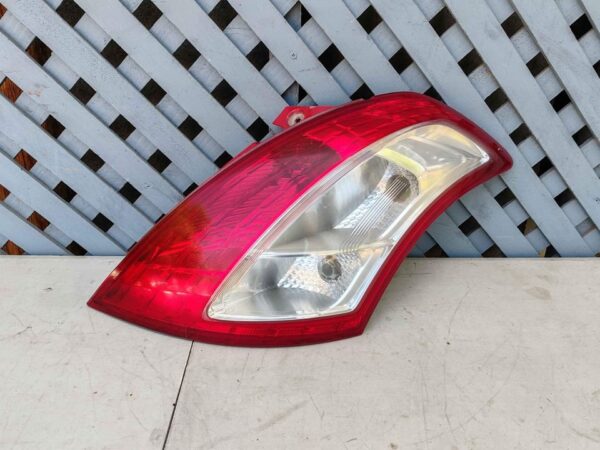 Foco trasero derecho Suzuki Swift 2012 - 2017