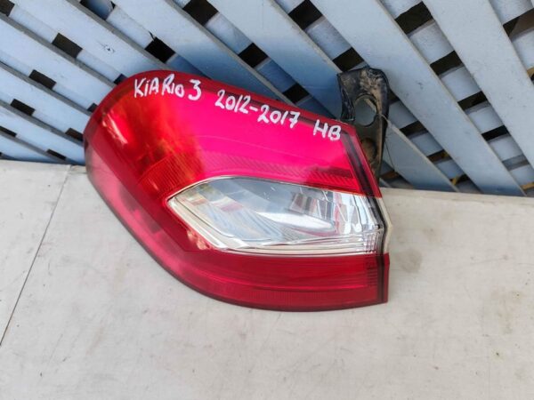 Foco trasero izquierdo Kia Rio 5 2012 - 2017 - Imagen 4