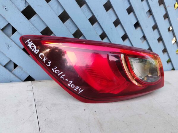 Foco trasero izquierdo Mazda cx3 2016 - 2024 - Imagen 2