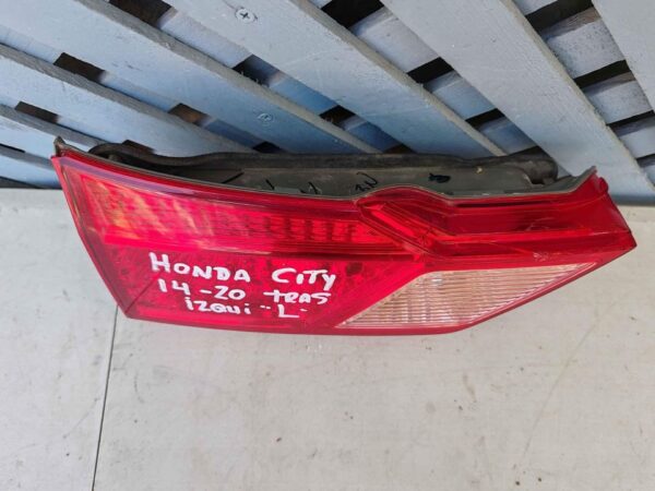 Foco trasero izquierdo de maleta Honda City 2014 - 2020 - Imagen 5