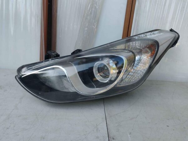 Optico izquierdo Hyundai i30 2013 - 2017