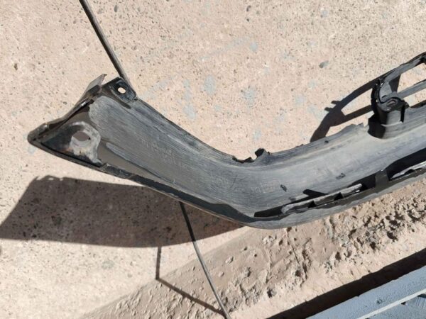 Parachoque delantera Toyota Corolla 1997 - 1999 - Imagen 5