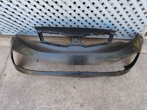 Parachoque delantero Kia Rio 4 2012 - 2014 - Imagen 3