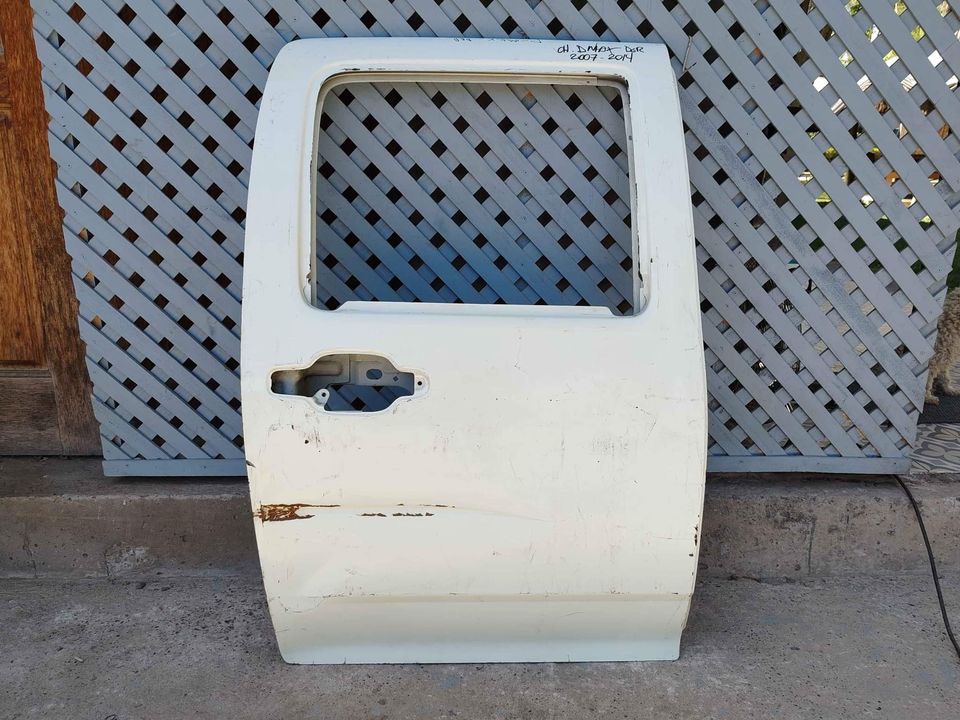 Puerta trasera derecha Chevrolet Dmax 2007 - 2014