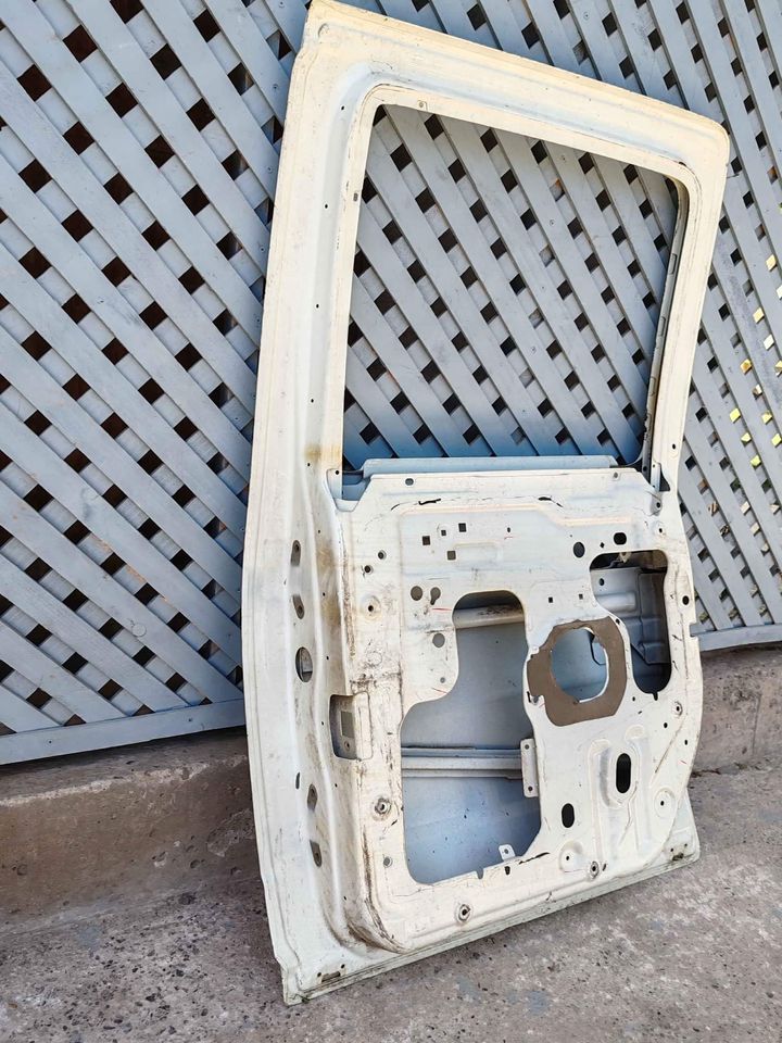 Puerta trasera derecha Chevrolet Dmax 2007 - 2014 - Imagen 6