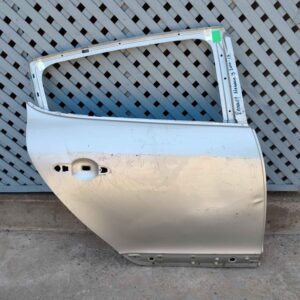 Puerta trasera derecha Renault Megane 3 2010 - 2015