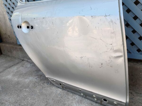 Puerta trasera derecha Renault Megane 3 2010 - 2015 - Imagen 5