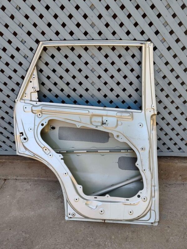 Puerta trasera izquierda Kia Sorento 2010 - 2014 - Imagen 9