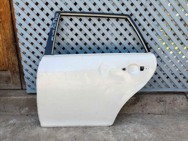 Puerta trasera izquierda Mazda 6 stw 2003 - 2008