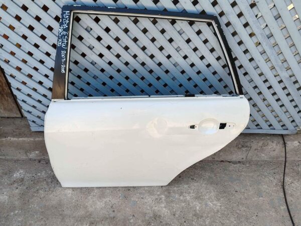 Puerta trasera izquierda Mazda 6 stw 2003 - 2008 - Imagen 2