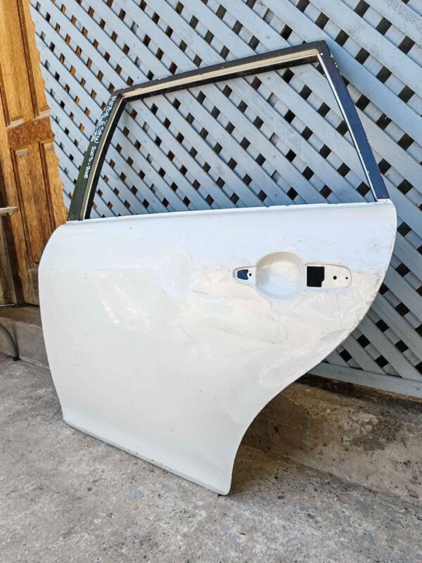 Puerta trasera izquierda Mazda 6 stw 2003 - 2008 - Imagen 3