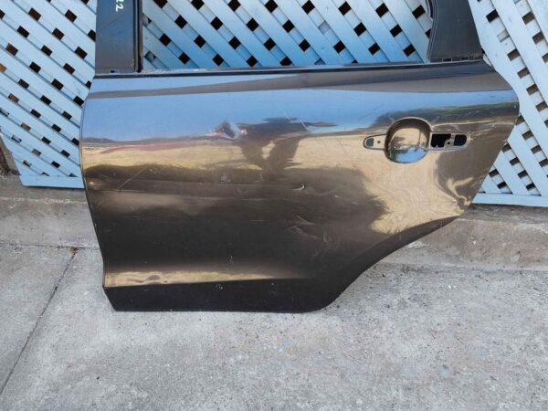 Puerta trasera izquierda Suzuki Baleno 2016 - 2022 - Imagen 2