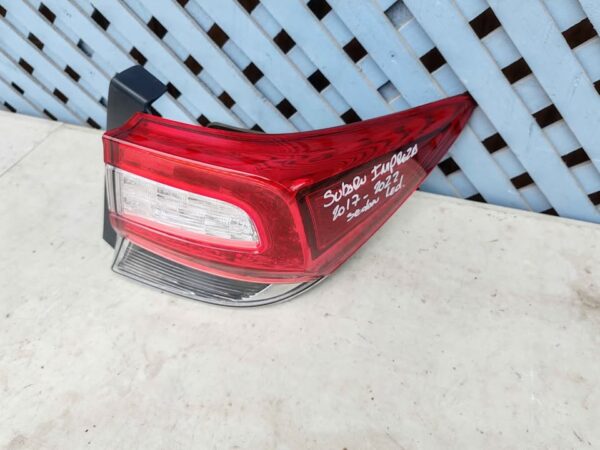 Foco trasero derecho Subaru Impreza Sedan 2017 - 2022 - Imagen 4