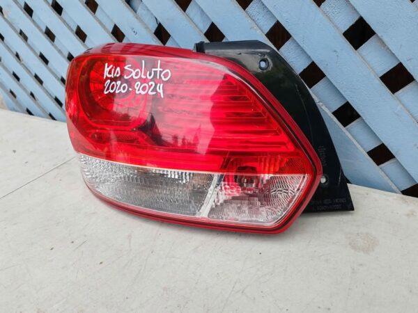 Foco trasero izquierdo Kia Soluto 2020 - 2024 - Imagen 2