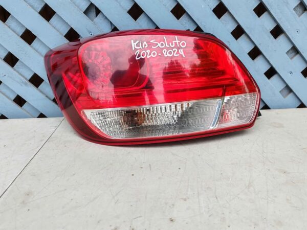Foco trasero izquierdo Kia Soluto 2020 - 2024 - Imagen 4